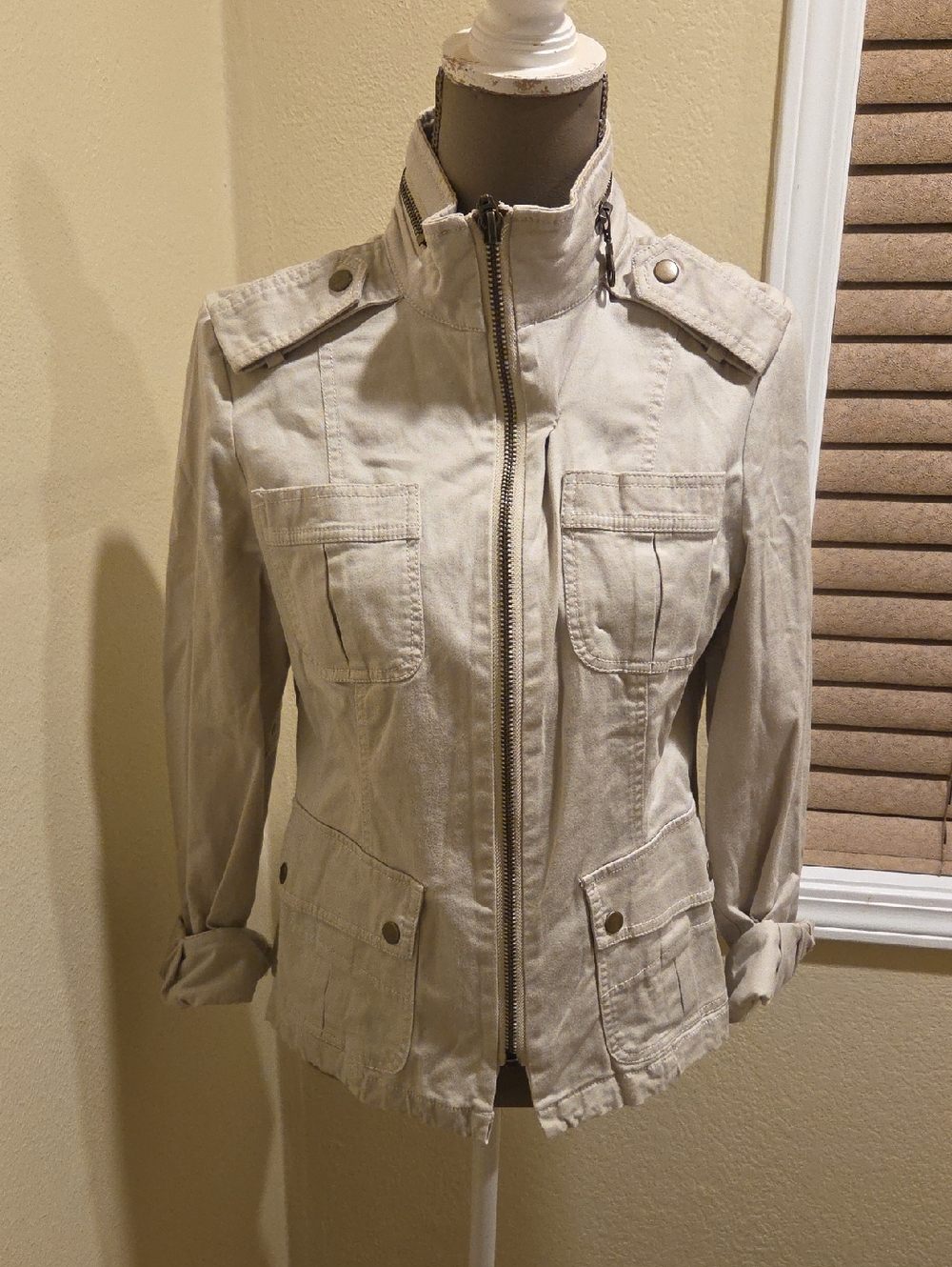 Kenar Women's Light Beige Utility Jacket with Zip Front